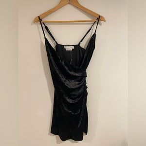 Urban renewal black velvet dress size medium NWT